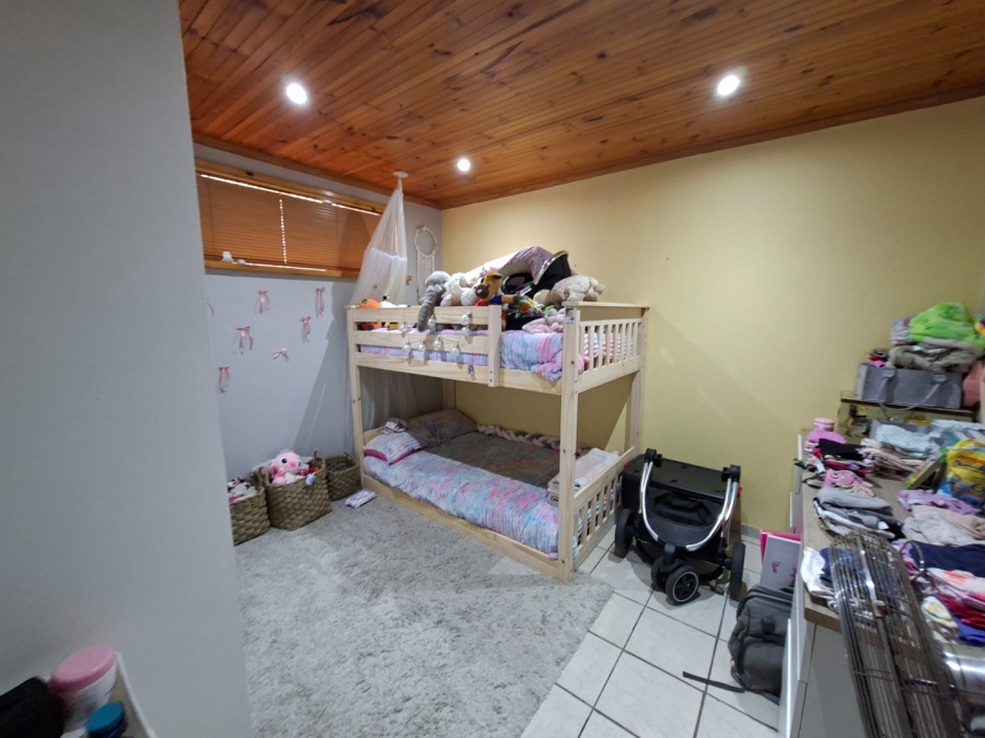 2 Bedroom Property for Sale in Groenvallei Western Cape